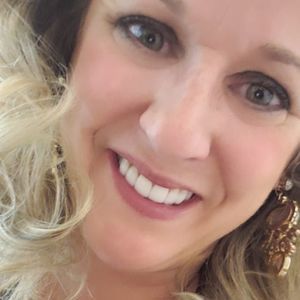 Meet your Posher, Suzanne